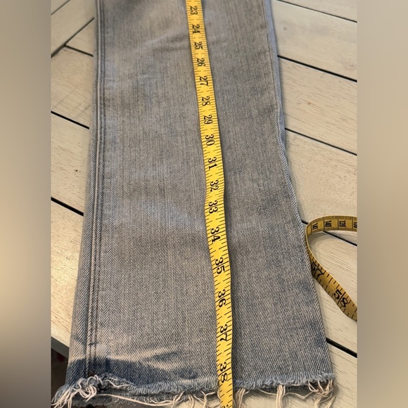 EXPRESS JEANS | Cropped Super Skinny Mid Rise Distressed Sz 8 - Picture 4 of 7